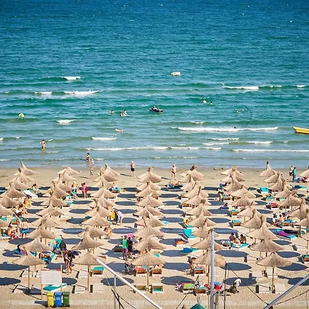 Sea Breeze 2bd Apt N Pools Alezzi Beach * Navodari