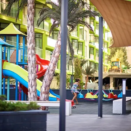 Sea Breeze 2bd Apt N Pools Alezzi Beach Daire Navodari