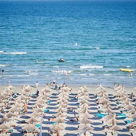 Appartamento Sea Breeze 2bd Apt N Pools Alezzi Beach Năvodari